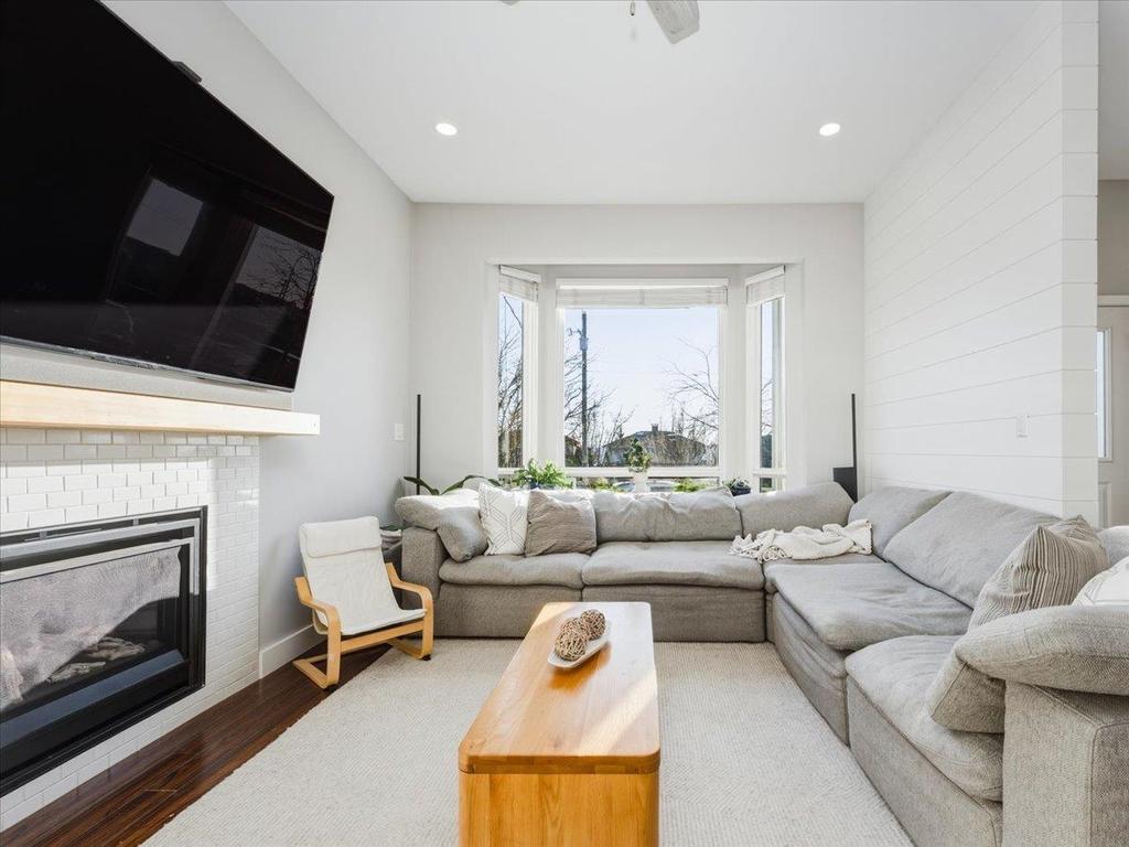 Listing Image for R3094556