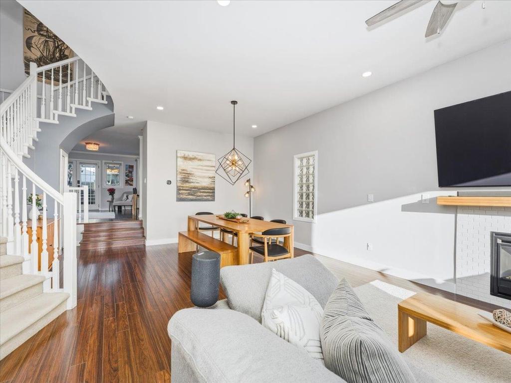 Listing Image for R3094556