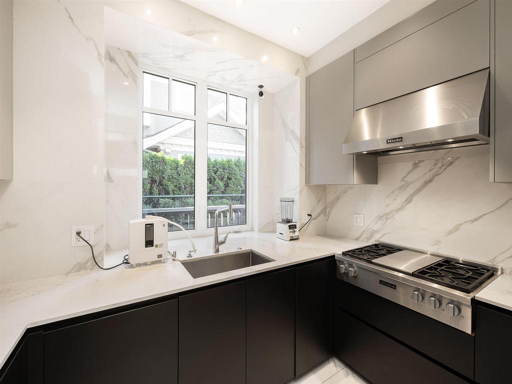 Listing Image for R3094567