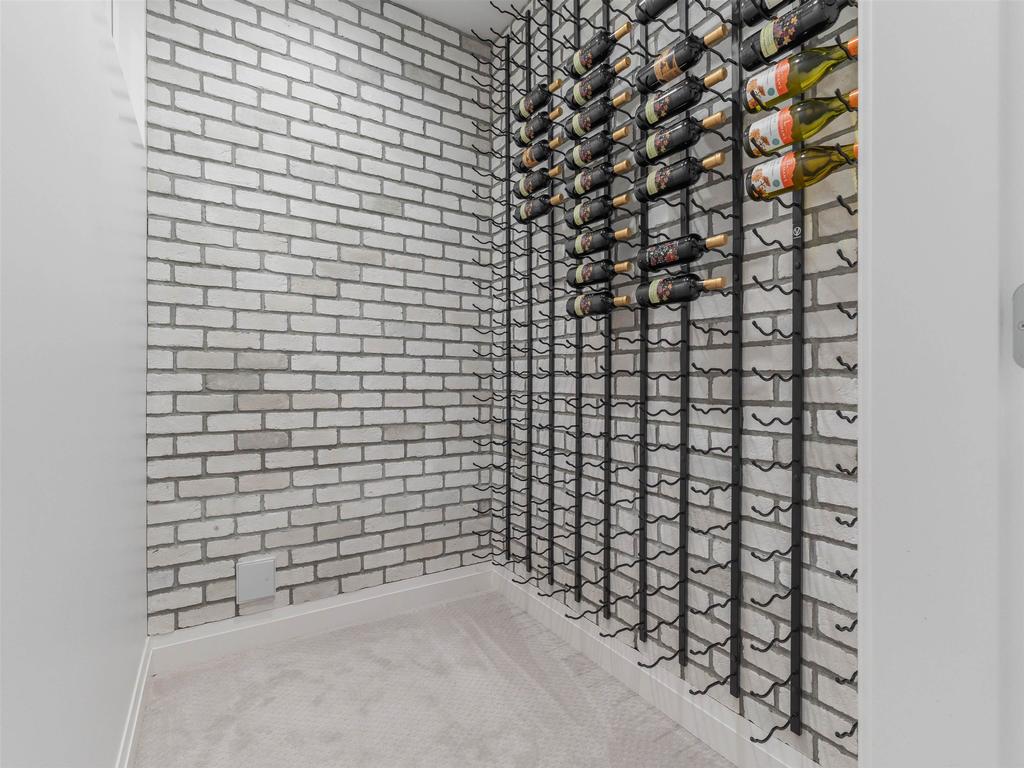 Listing Image for R3094580