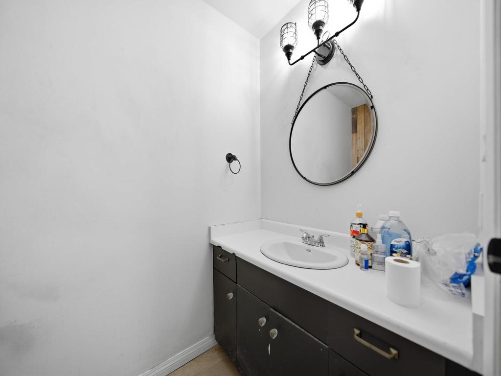 Listing Image for R3094606