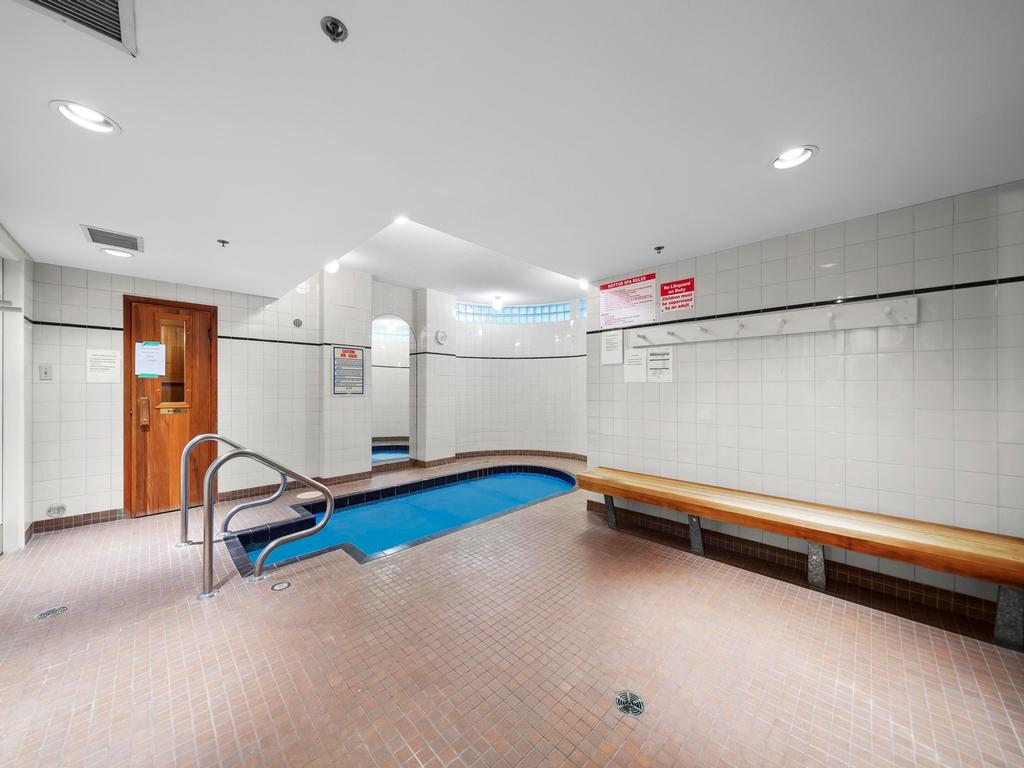 Listing Image for R3094758