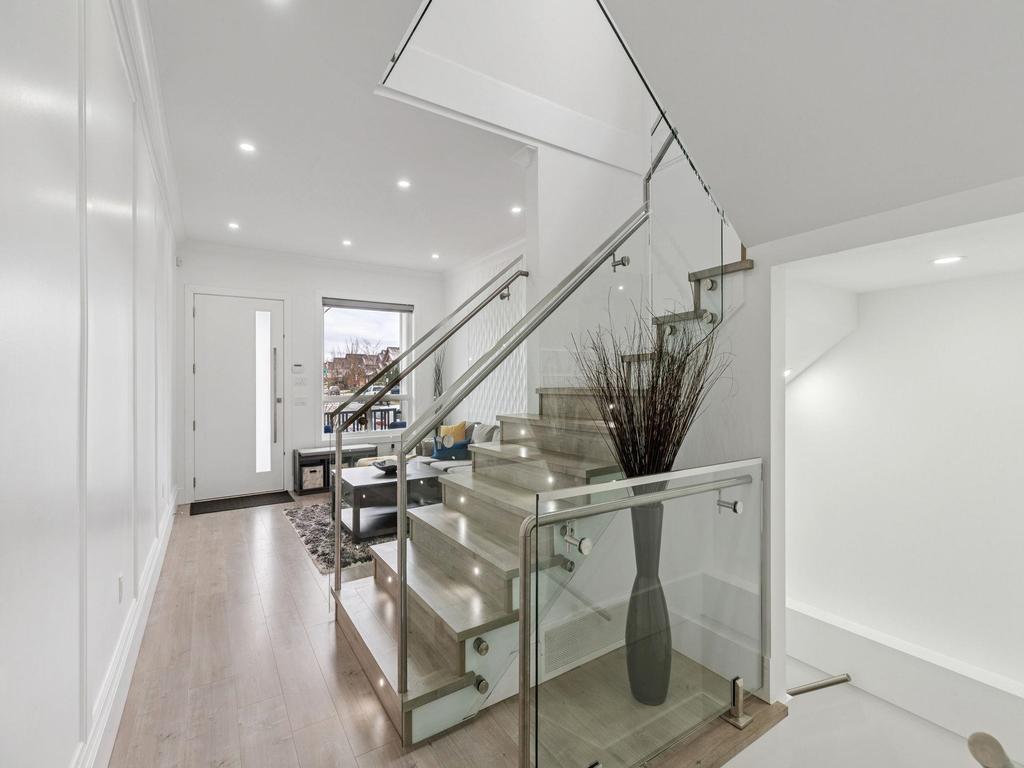 Listing Image for R3094840