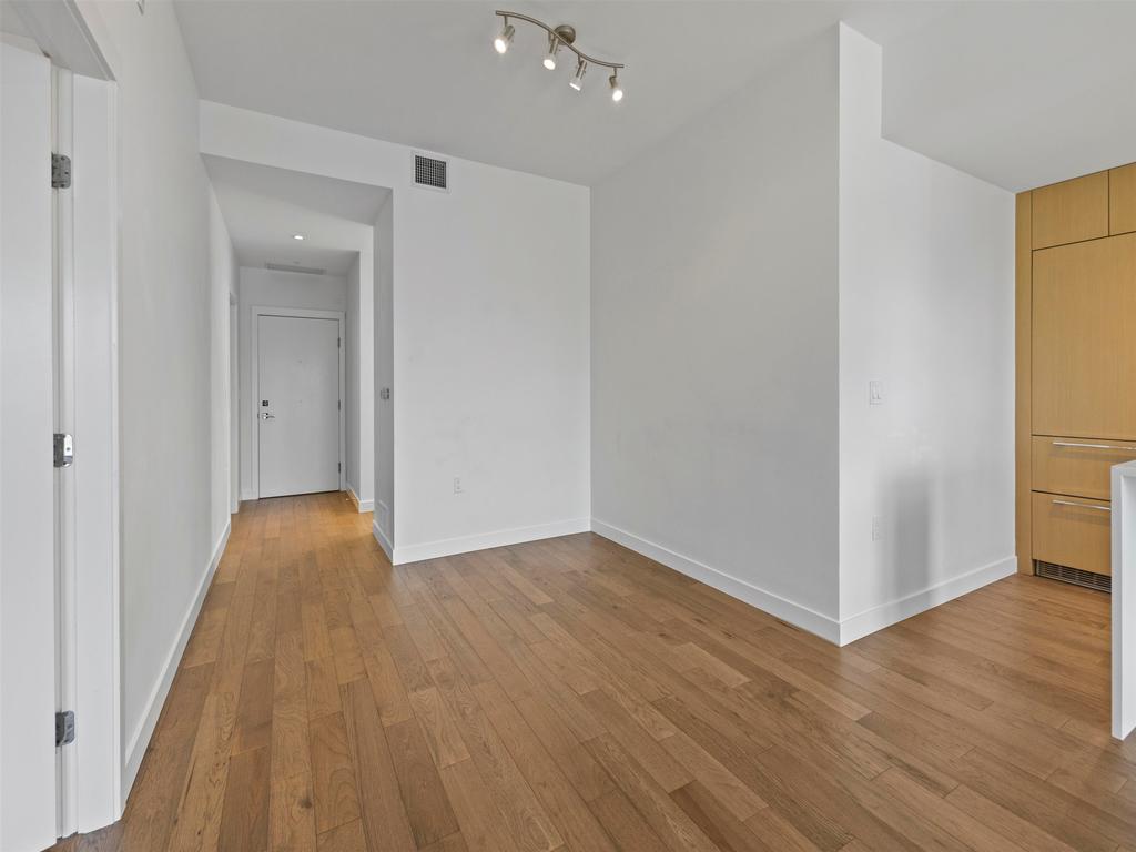 Listing Image for R3094845