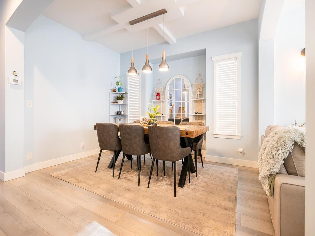 Listing Image for R3094884