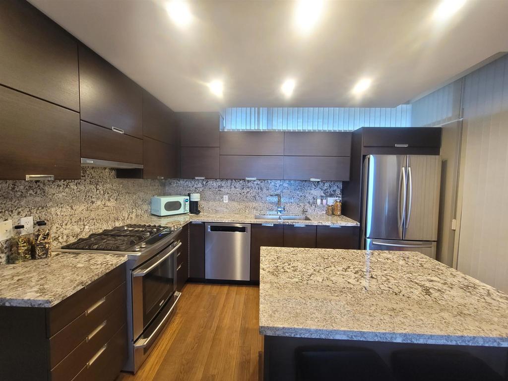 Listing Image for R3094936