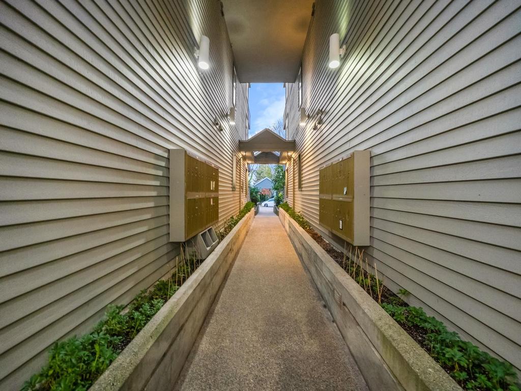 Listing Image for R3094944