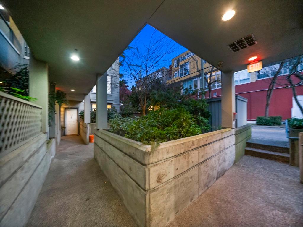 Listing Image for R3094944