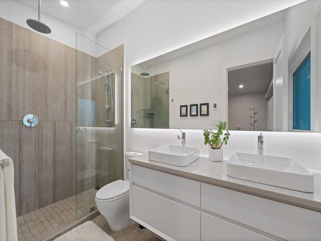 Listing Image for R3095010