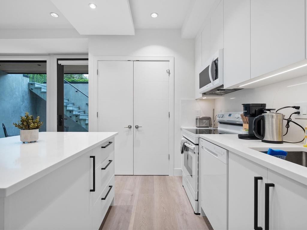 Listing Image for R3095028