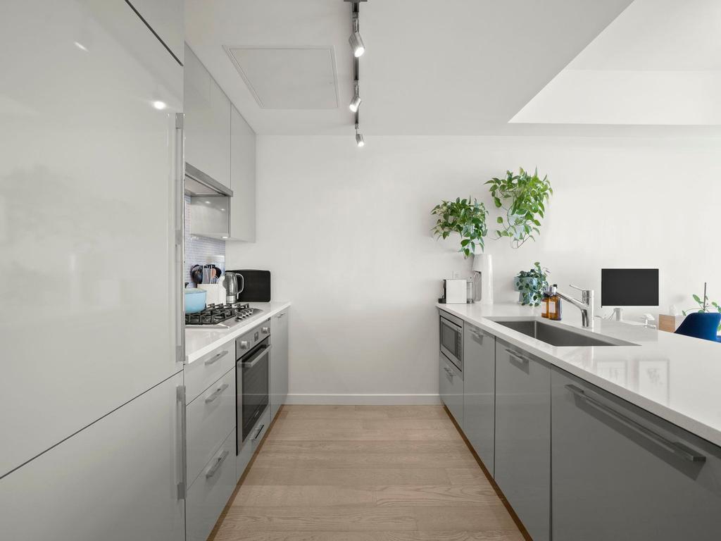 Listing Image for R3095043