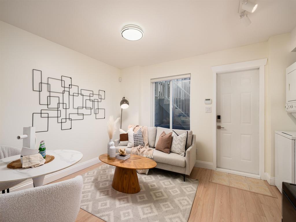 Listing Image for R3095089