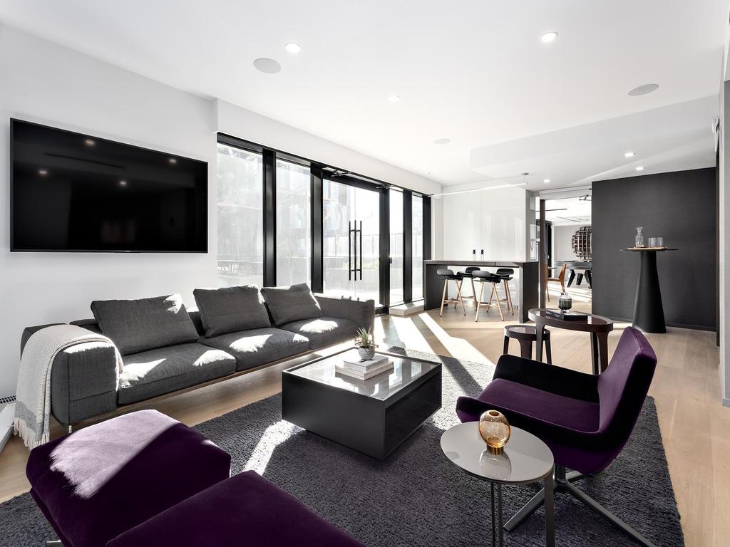 Listing Image for R3095223