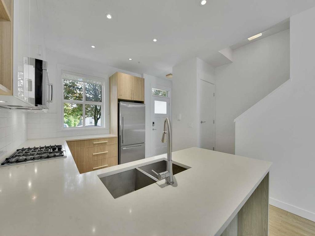 Listing Image for R3095298