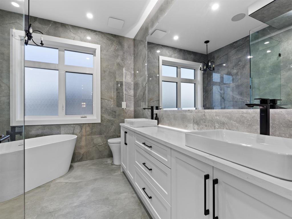 Listing Image for R3095335