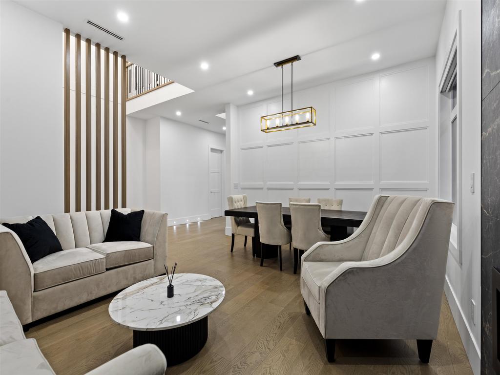 Listing Image for R3095335