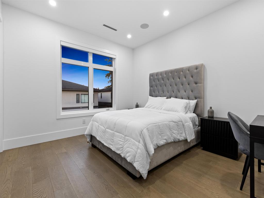 Listing Image for R3095335