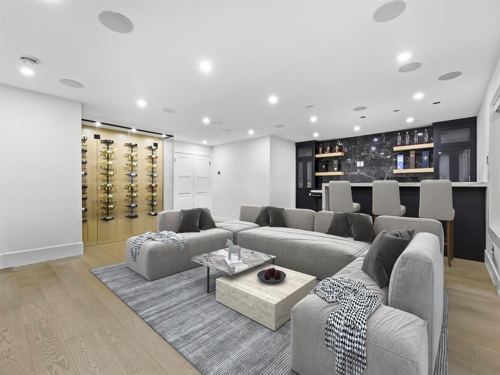 Listing Image for R3095335