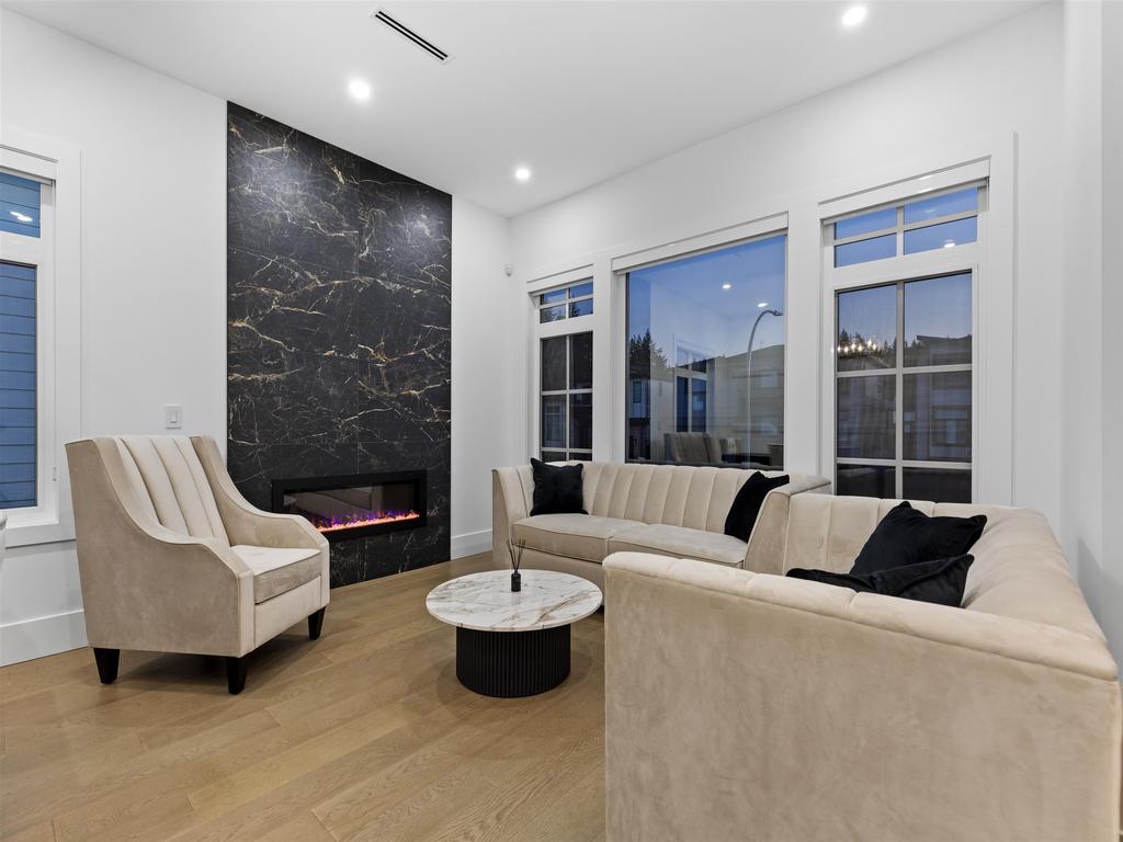 Listing Image for R3095335