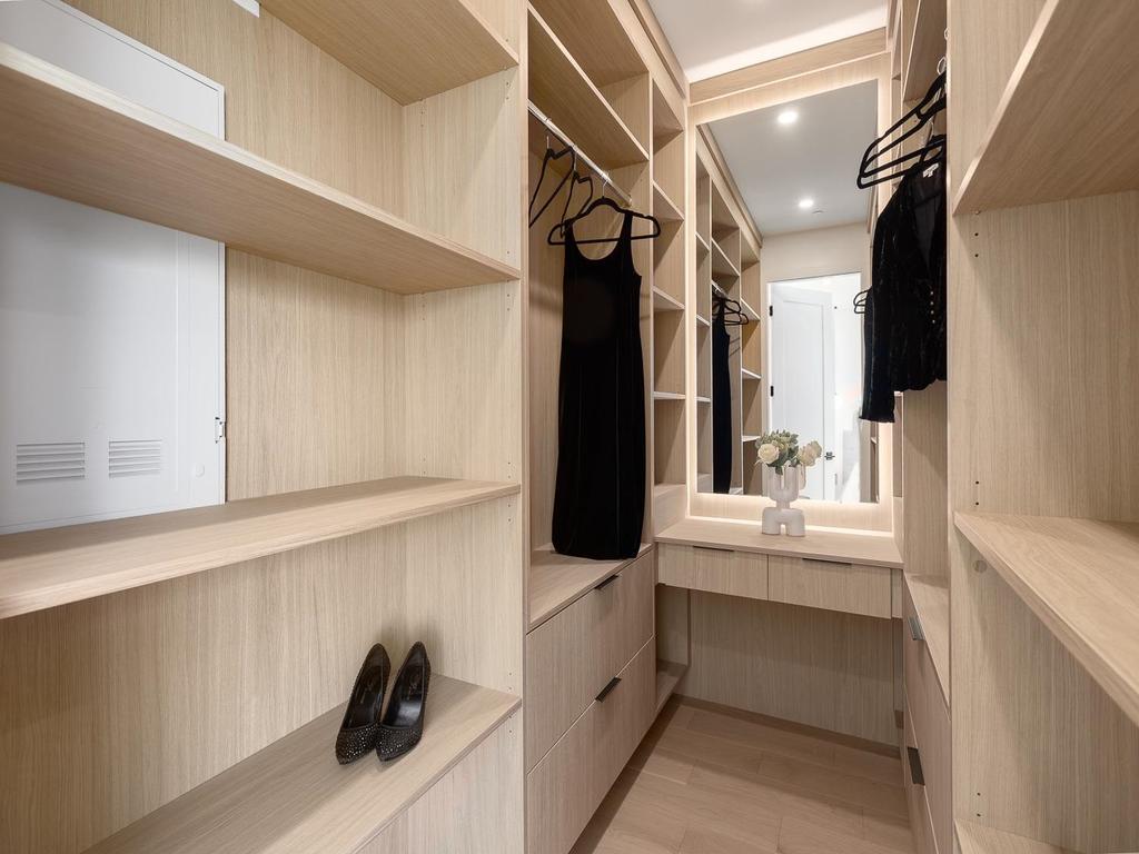 Listing Image for R3095336