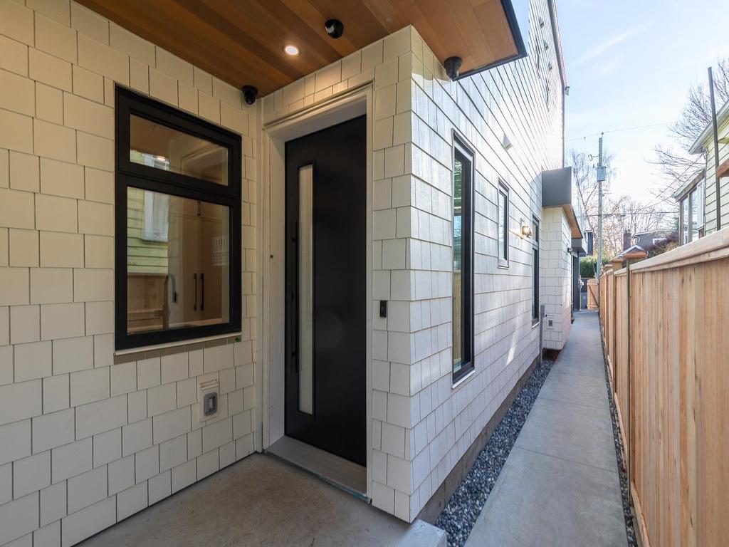 Listing Image for R3095360