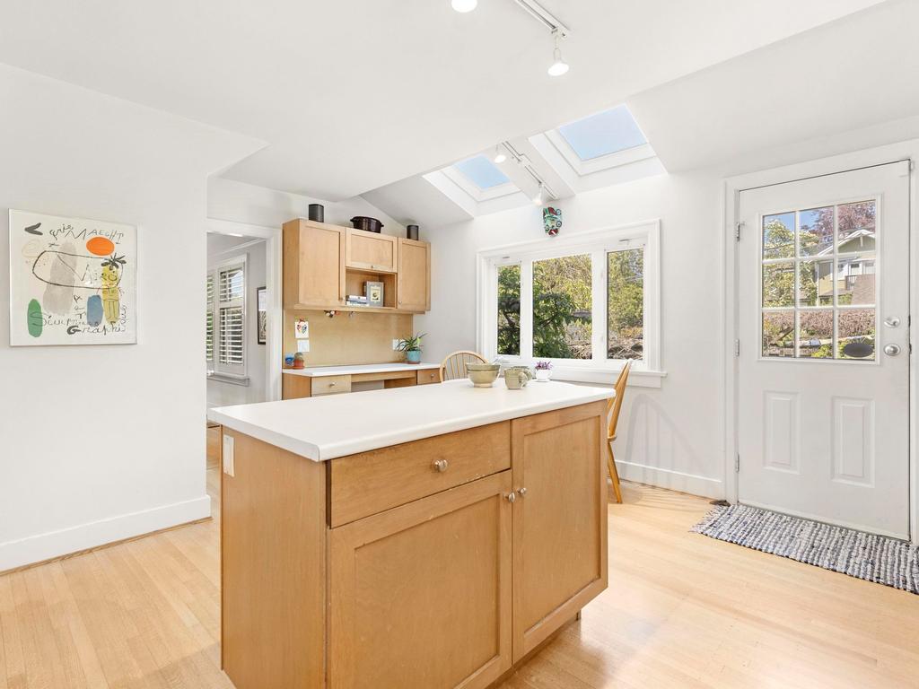 Listing Image for R3095386