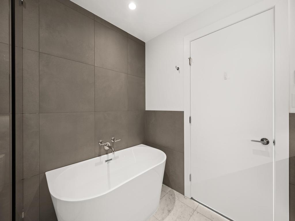 Listing Image for R3095745