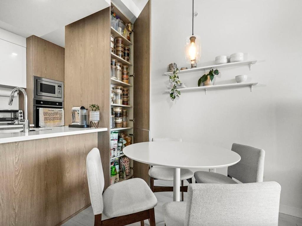 Listing Image for R3095772