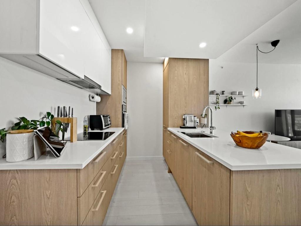 Listing Image for R3095772