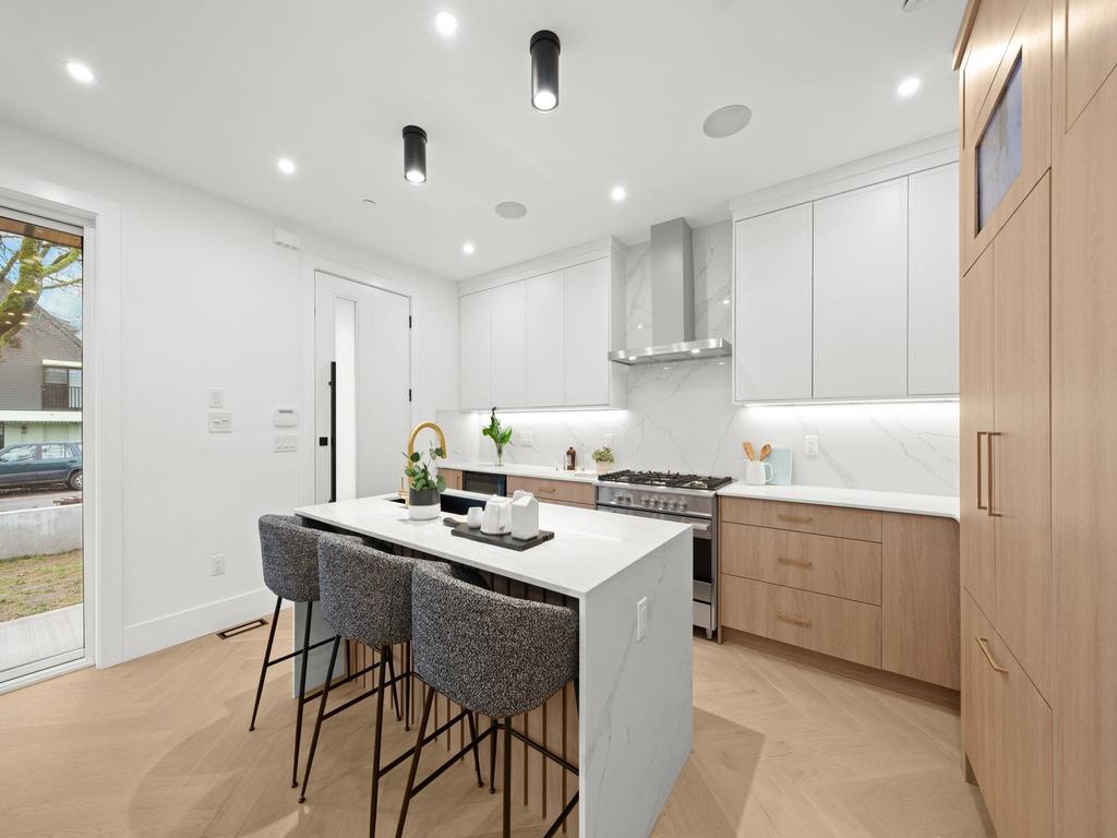 Listing Image for R3095822