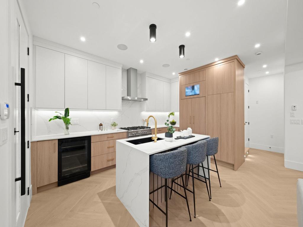 Listing Image for R3095822