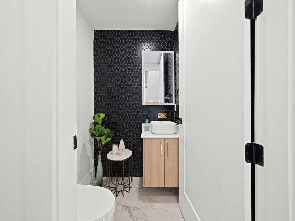 Listing Image for R3095822