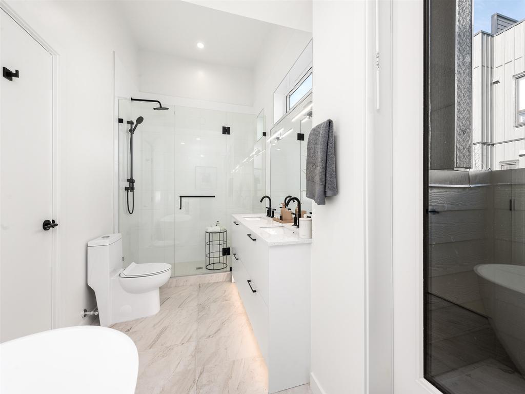 Listing Image for R3095830