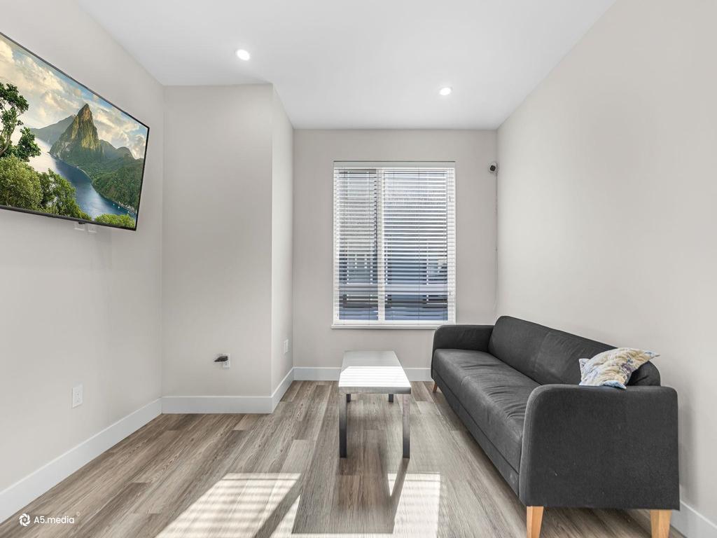 Listing Image for R3095849