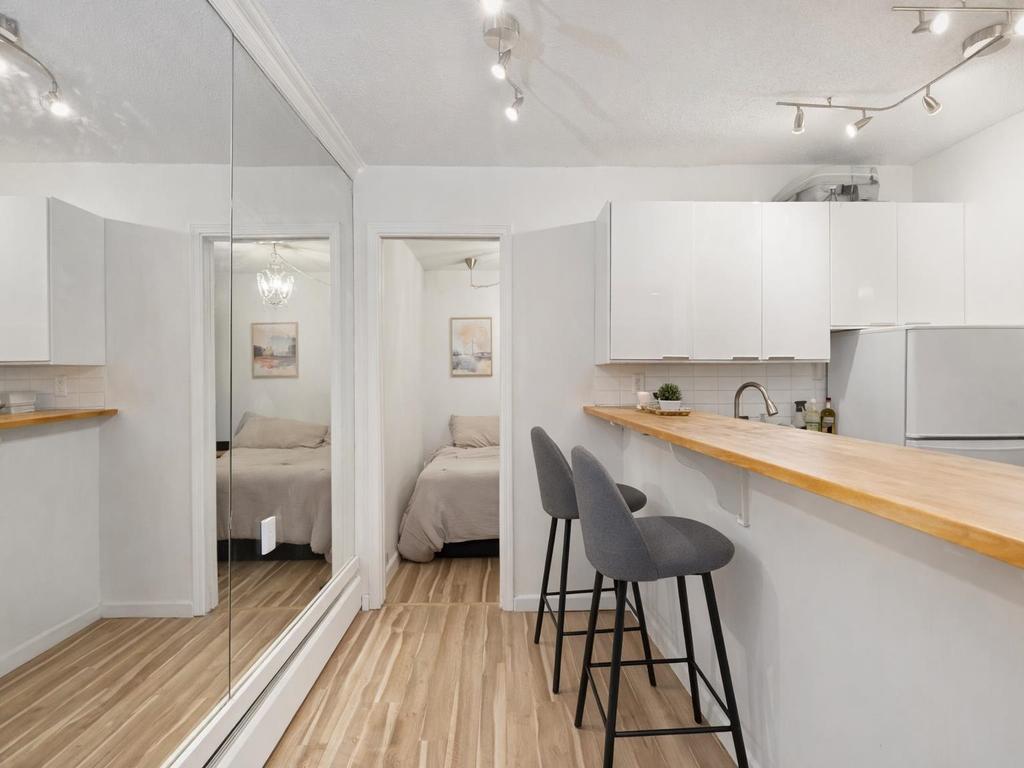 Listing Image for R3096001