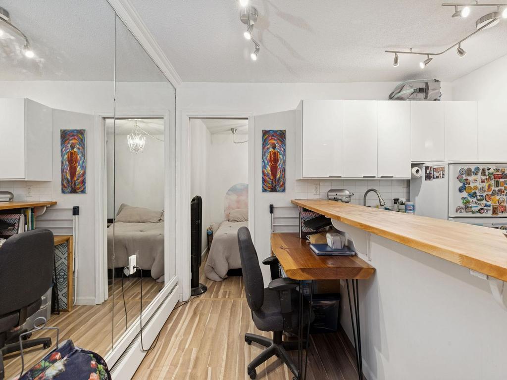 Listing Image for R3096001