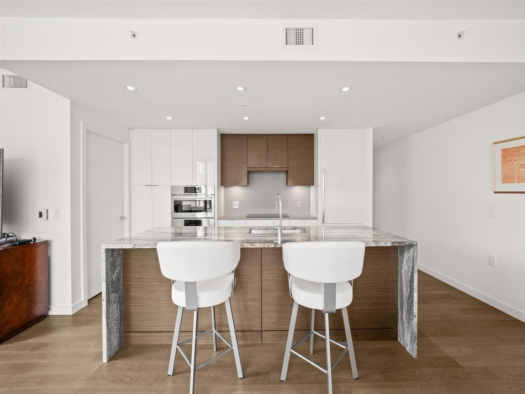 Listing Image for R3096014