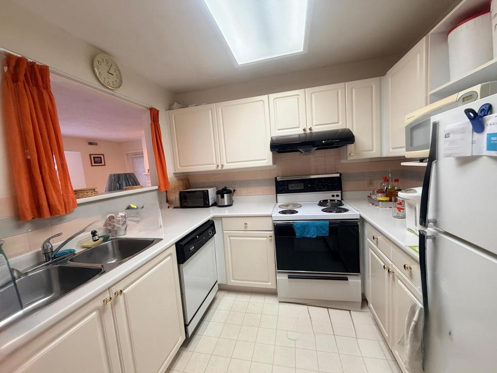 Listing Image for R3096015