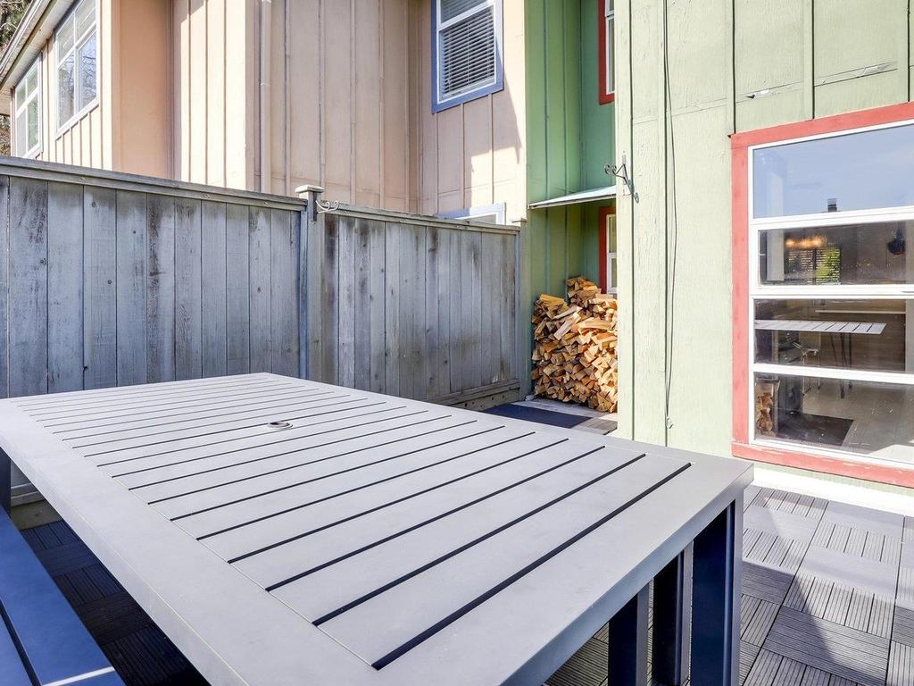 Listing Image for R3096019