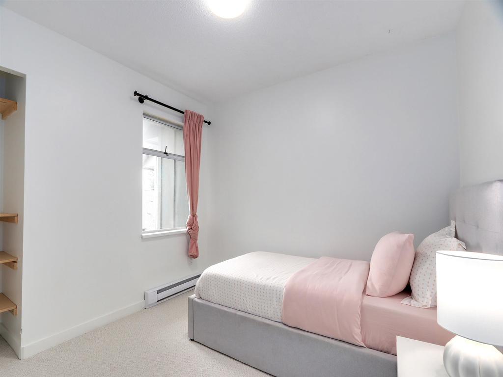 Listing Image for R3096019