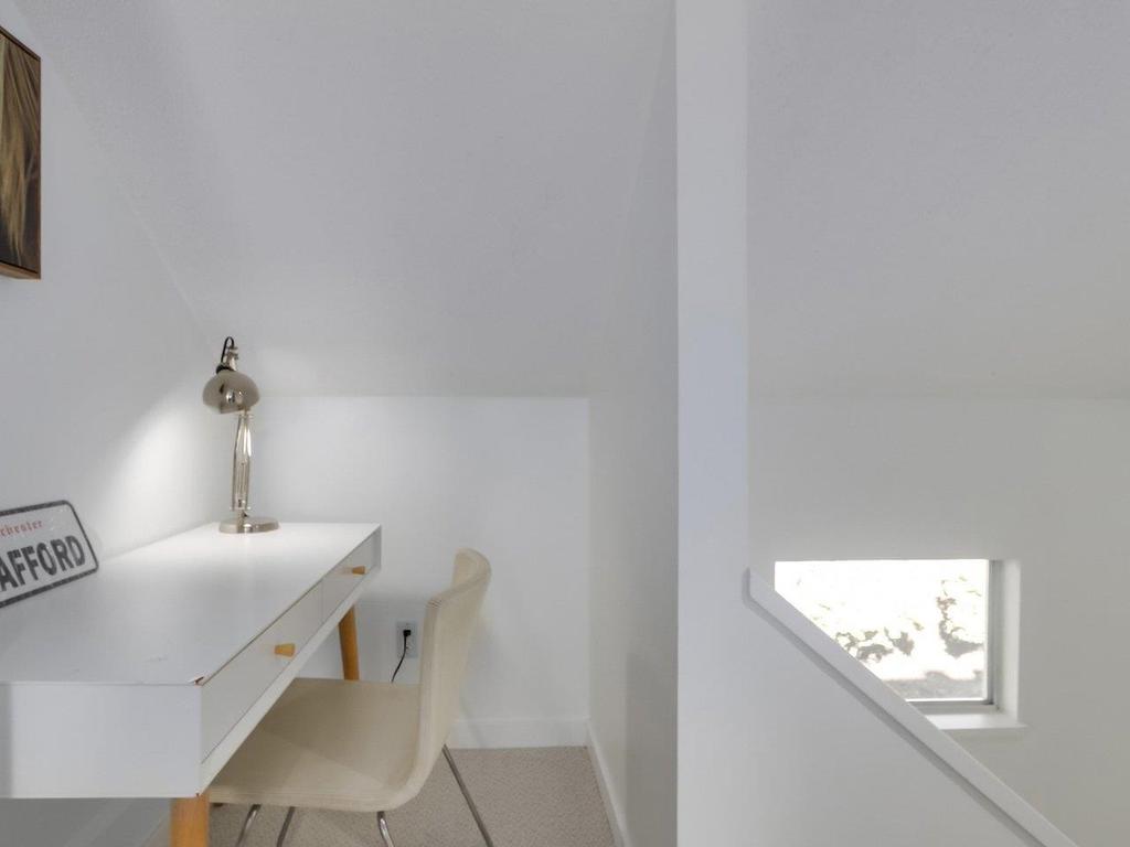 Listing Image for R3096019