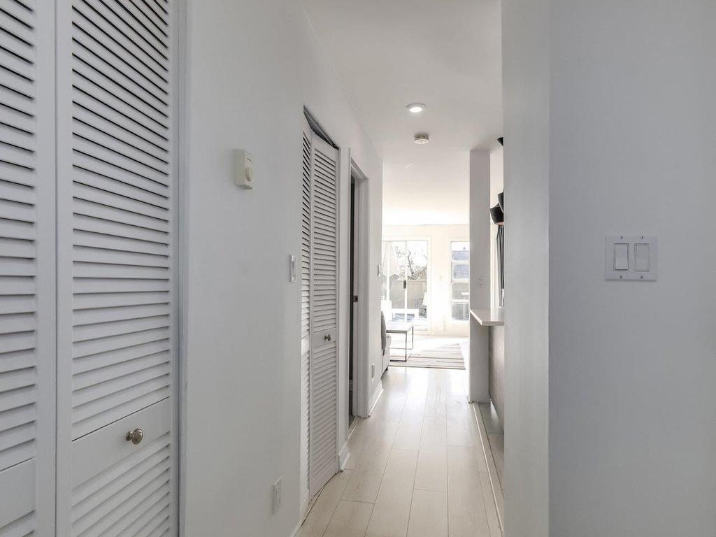 Listing Image for R3096019