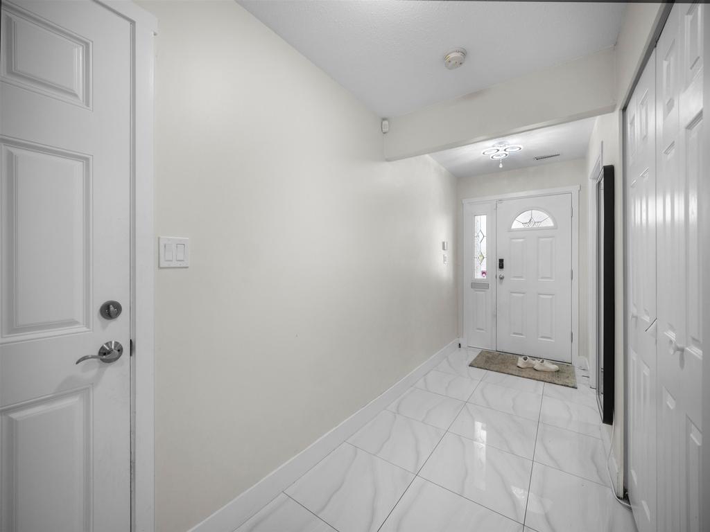 Listing Image for R3096020