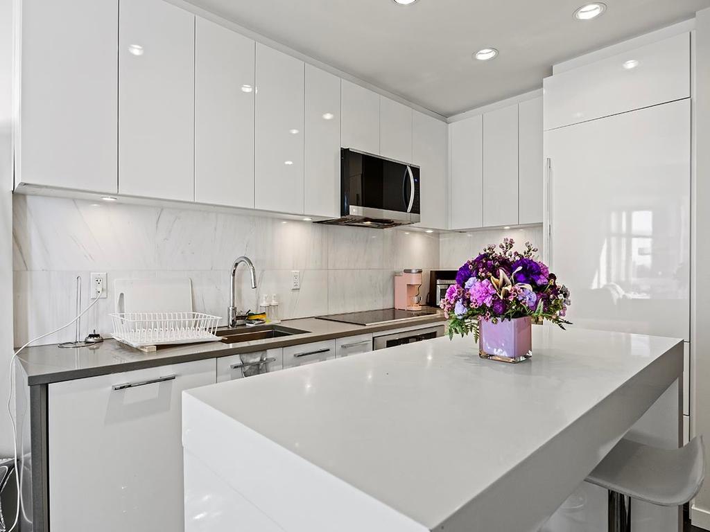 Listing Image for R3096030