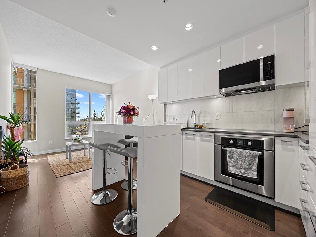 Listing Image for R3096030