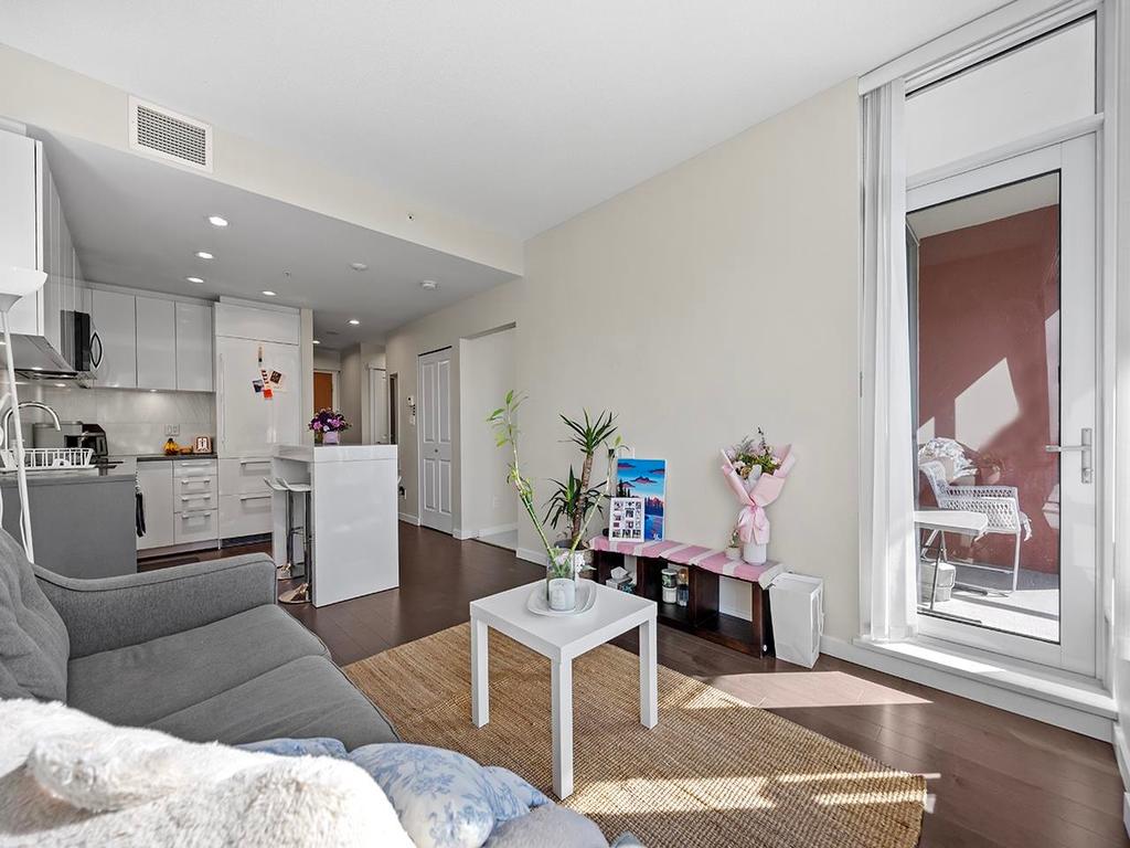 Listing Image for R3096030