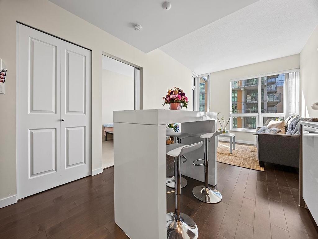 Listing Image for R3096030