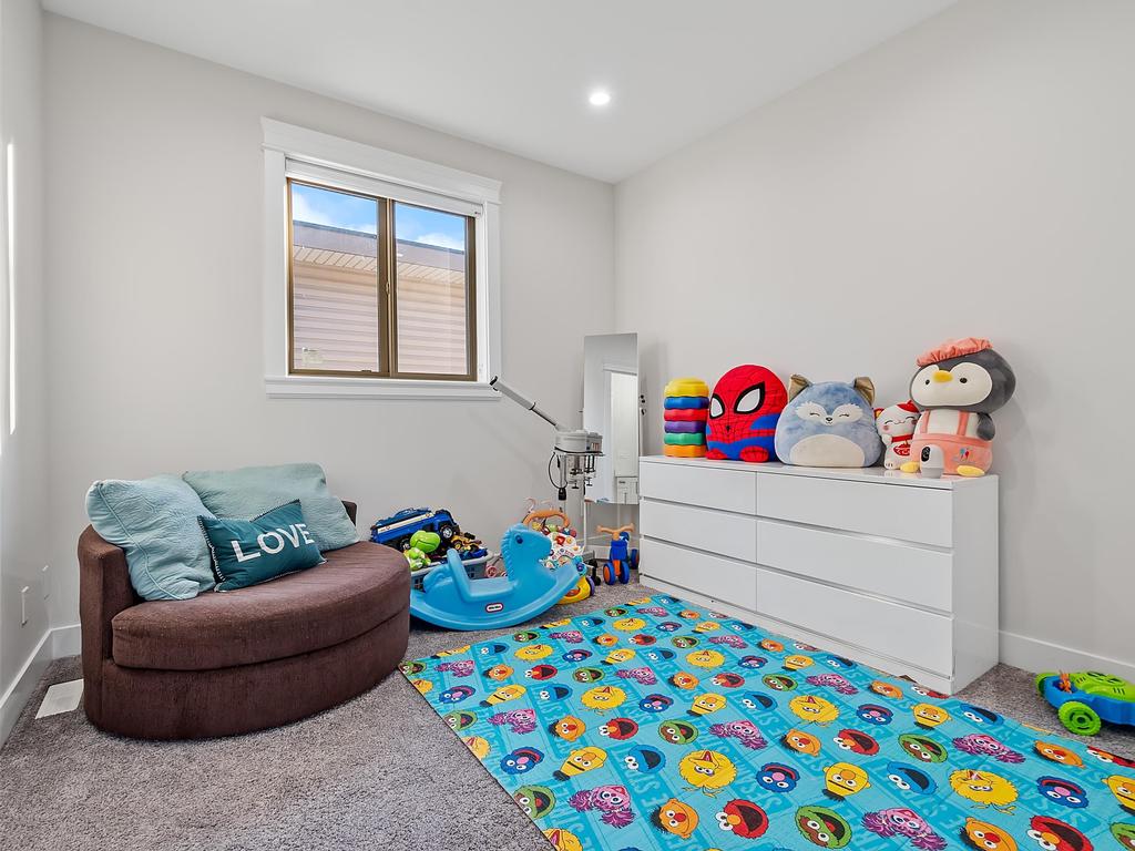 Listing Image for R3096031