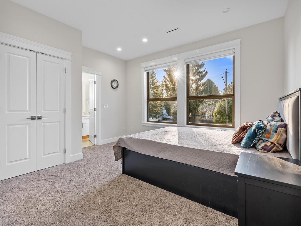 Listing Image for R3096031