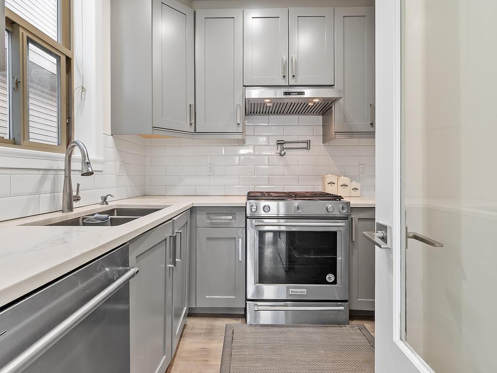 Listing Image for R3096031